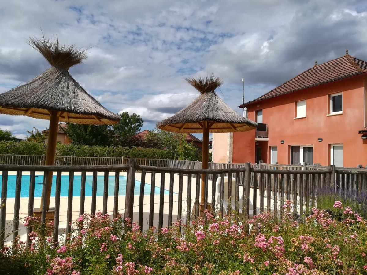 "Chezvero46" Residence 3 Etoiles Avec Piscine, Wifi Et Velos Prayssac Exterior foto